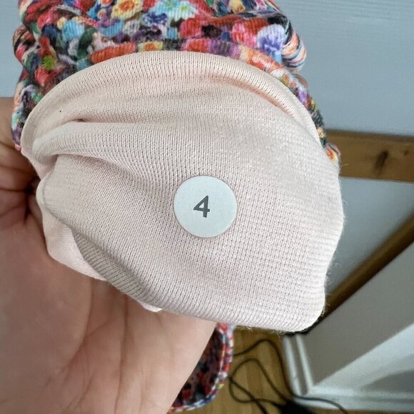 Lululemon Athletica Boogie Active Short Petal Multicolor Sz 4 - Picture 8 of 9